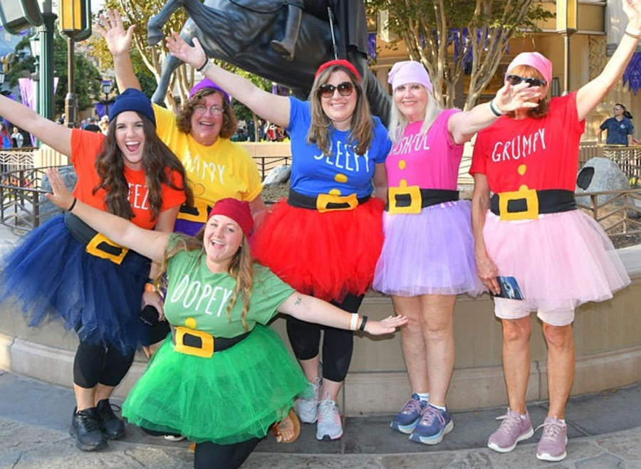 easy group costumes for girls
