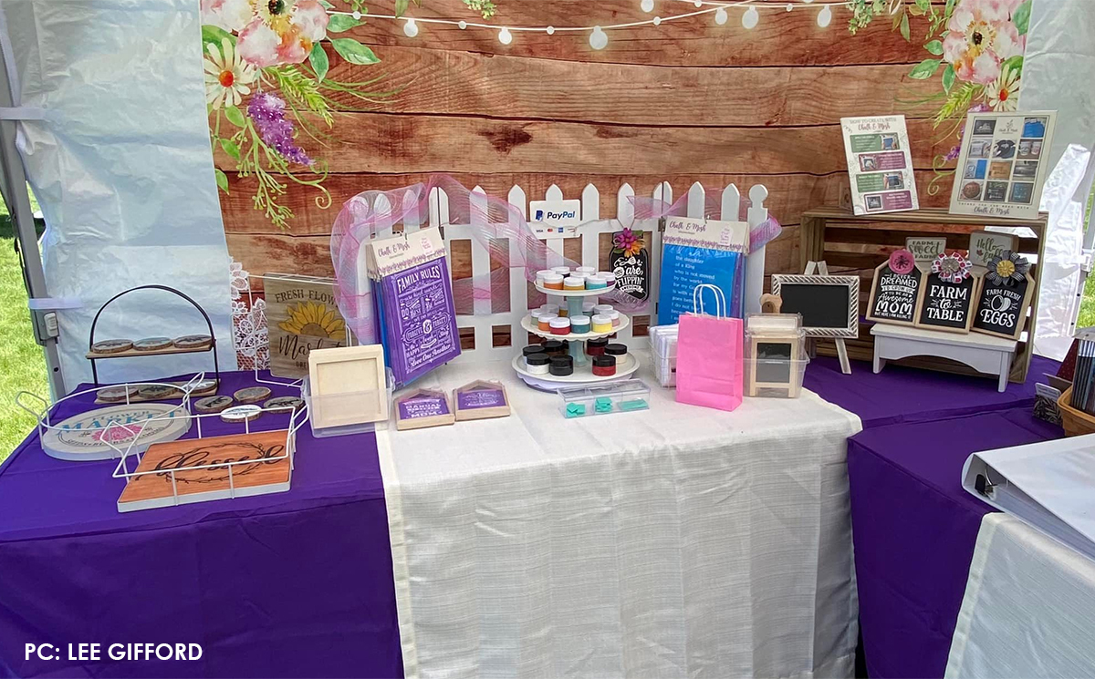 tips for crafts markets table