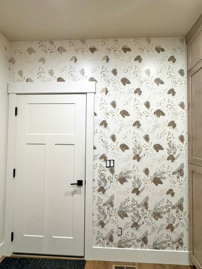 create custom wallpaper with ikonart stencils